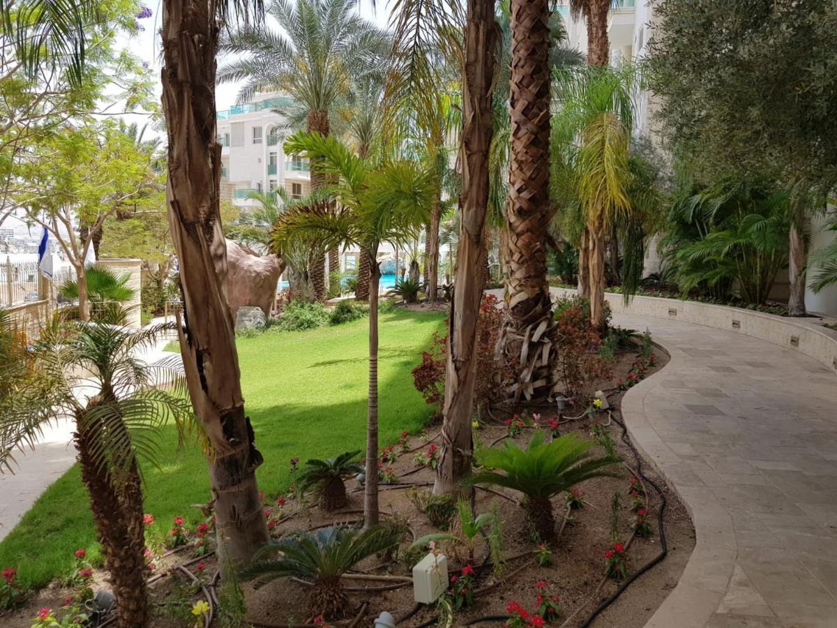 Trendy 2br Golf Appartement *